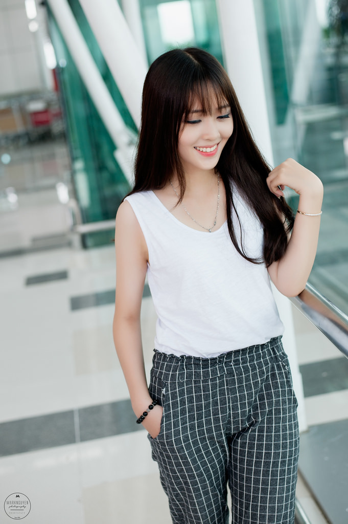 年轻的女教师6
